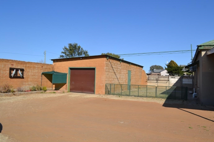 3 Bedroom Property for Sale in Theunissen Free State